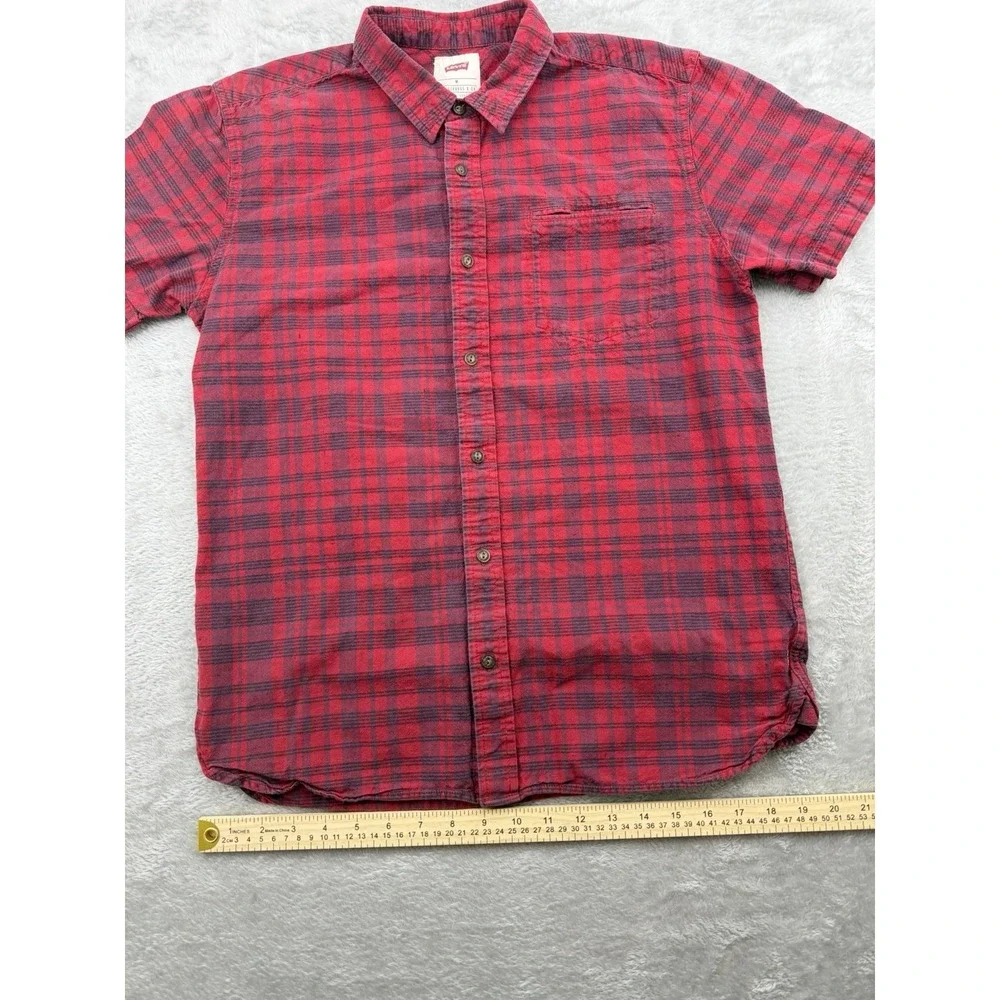 Levis Mens Size Medium Button Up Plaid Cotton Polyester Red Camisa Short Sleeve